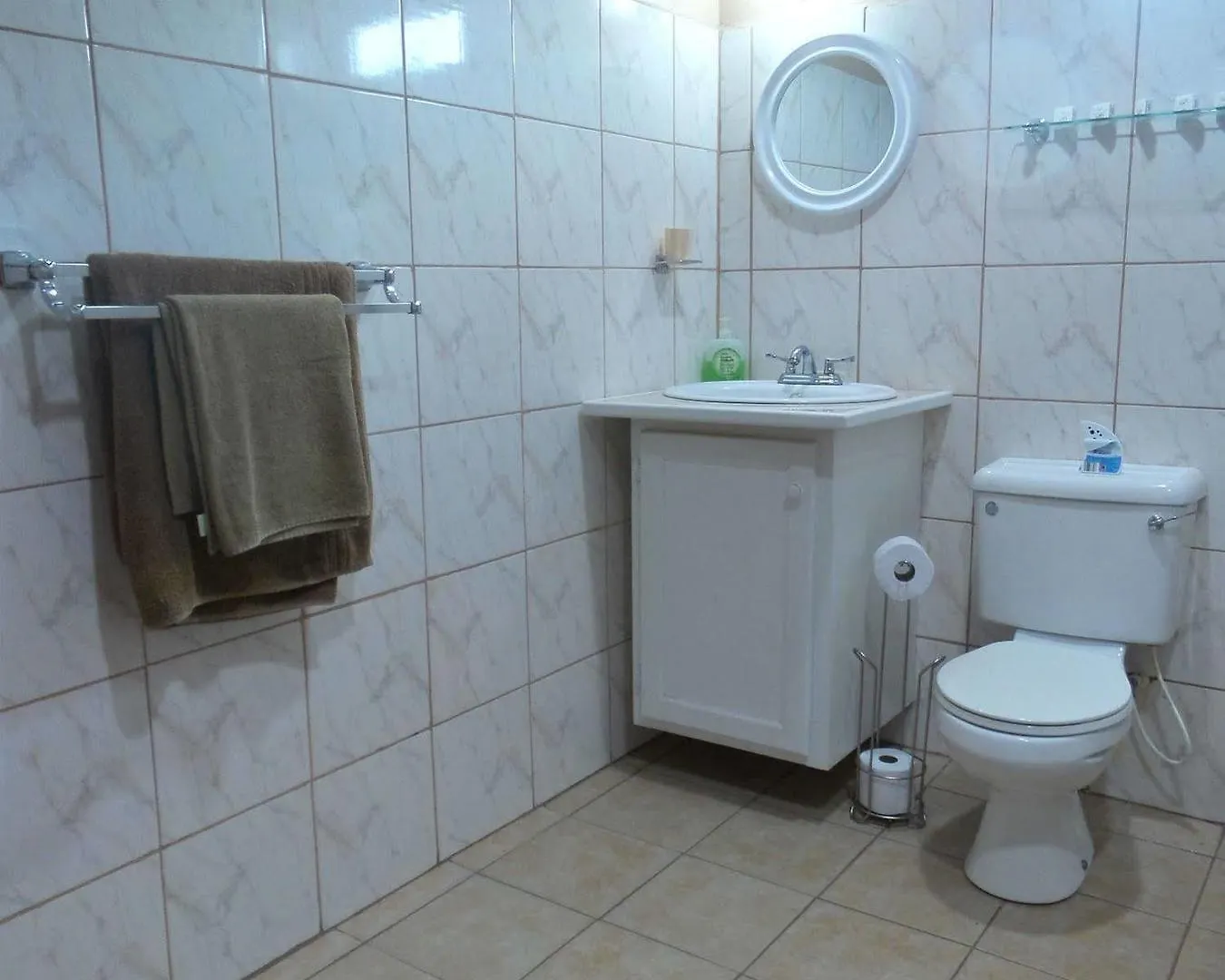 B'S Guesthouse Carnbee