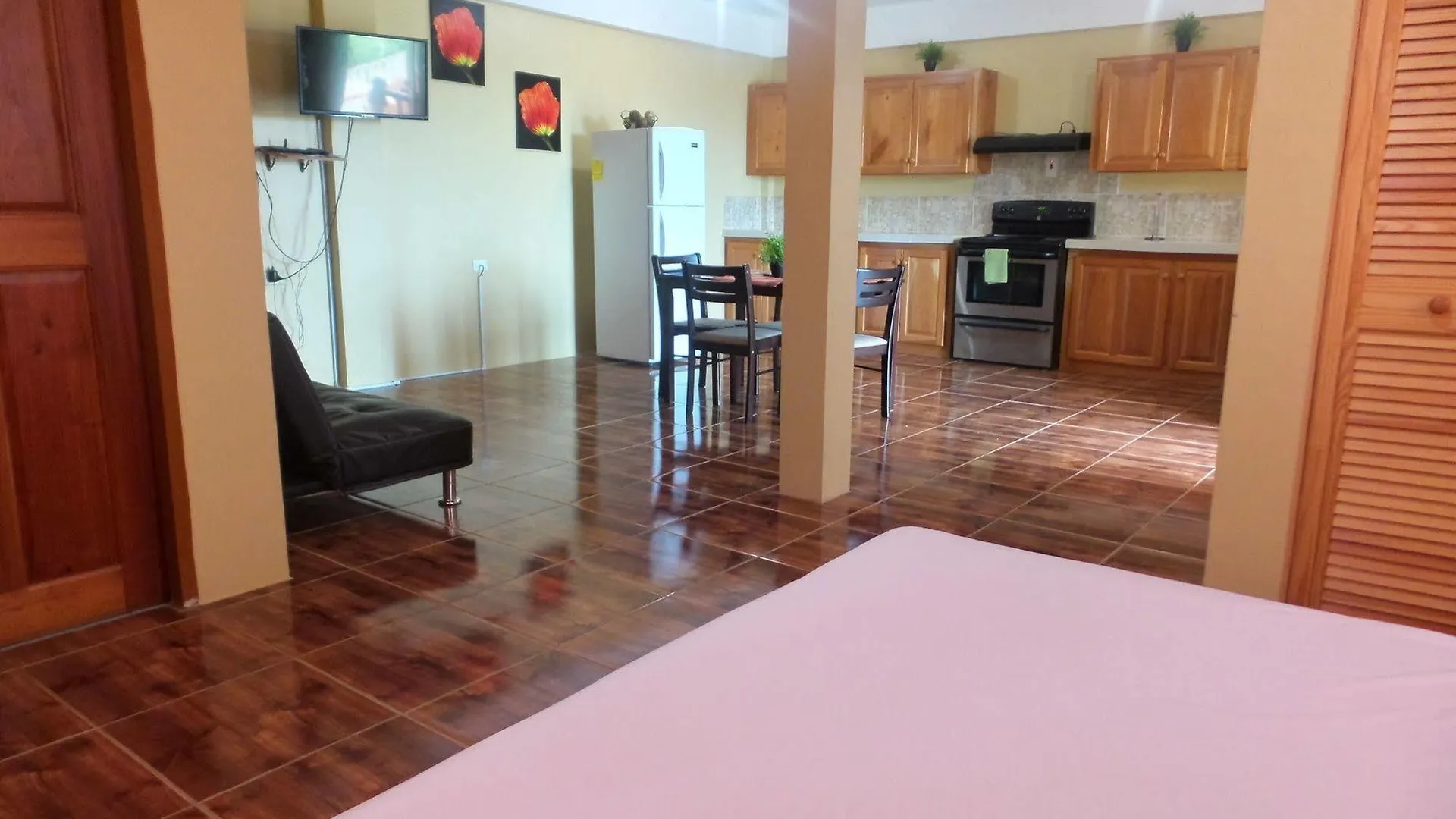 B'S Guesthouse Carnbee Trinidad And Tobago